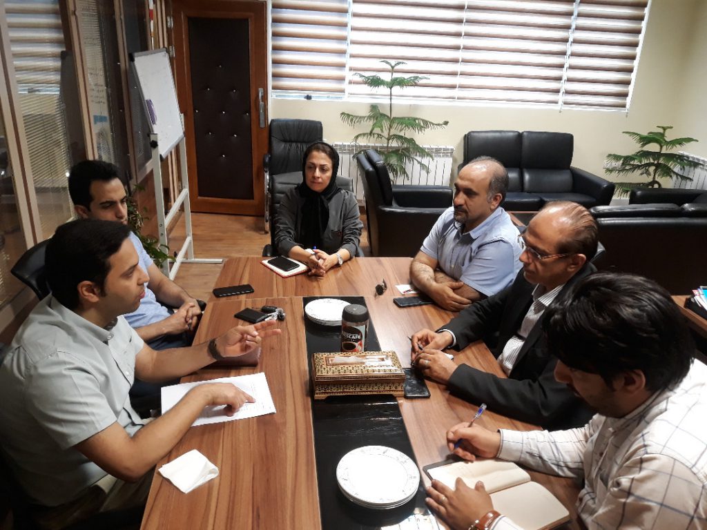 جلسه فعالان اکوسیستم استارتاپی شیراز با معاون ICT استان فارس