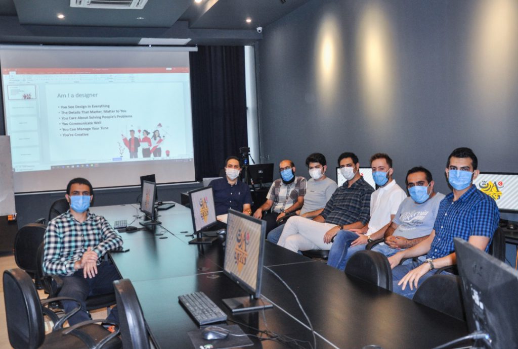جلسه پرسش و پاسخ اساتید دوره طراحی و توسعه وب آکادمی رشد شیراز